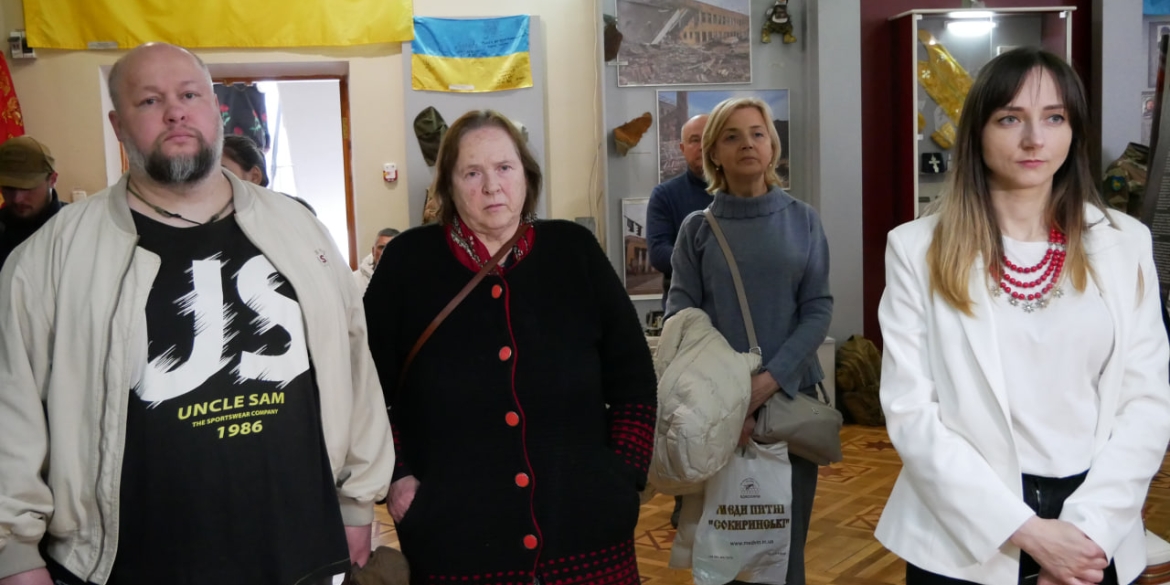 У Вінниці презентували фотовиставку «З Україною в серці»