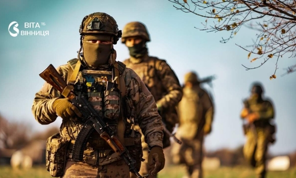 «На лінії вогню» у Вінниці відкриється фотовиставка про бойовий шлях десяти бригад ЗСУ «На лінії вогню» у Вінниці відкриється фотовиставка про бойовий шлях десяти бригад ЗСУ