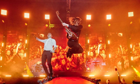 «Вдома» популярний рок-гурт АНТИТІЛА запрошує вінничан на концерт «Вдома» популярний рок-гурт АНТИТІЛА запрошує вінничан на концерт