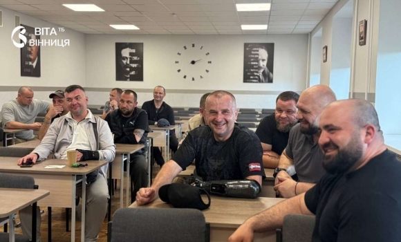 «Вінницькі титани» випробували нові навчальні простори місто створює безбар'єрні умови для захисників «Вінницькі титани» випробували нові навчальні простори місто створює безбар'єрні умови для захисників