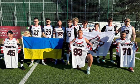 “Вінницькі вовки” виграли три матчі у першому турі чемпіонату Польщі з флаг-футболу “Вінницькі вовки” виграли три матчі у першому турі чемпіонату Польщі з флаг-футболу