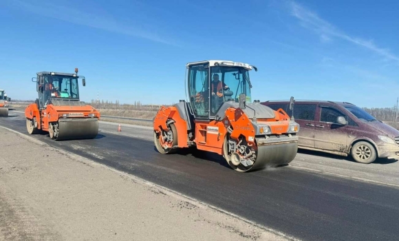 40 тис. кв. метрів траси державного значення М-21 на Вінниччині вже відремонтували 40 тис. кв. метрів траси державного значення М-21 на Вінниччині вже відремонтували