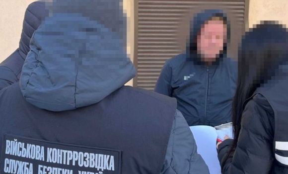 49-річний безробітний допомагав чоловікам незаконно перетнути кордон на Вінниччині 49-річний безробітний допомагав чоловікам незаконно перетнути кордон на Вінниччині