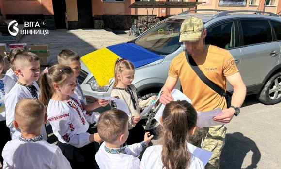 62 автівки для воїнів від вінницьких шкіл неймовірний рекорд освітянського фронту 62 автівки для воїнів від вінницьких шкіл неймовірний рекорд освітянського фронту
