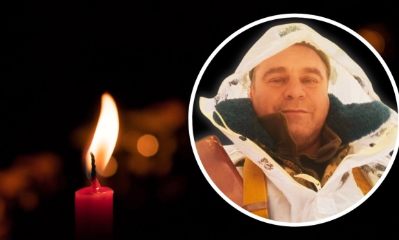 Боронив небо Донеччини громада на Вінниччині схиляє голови перед полеглим воїном воїном-зенітником Боронив небо Донеччини громада на Вінниччині схиляє голови перед полеглим воїном воїном-зенітником