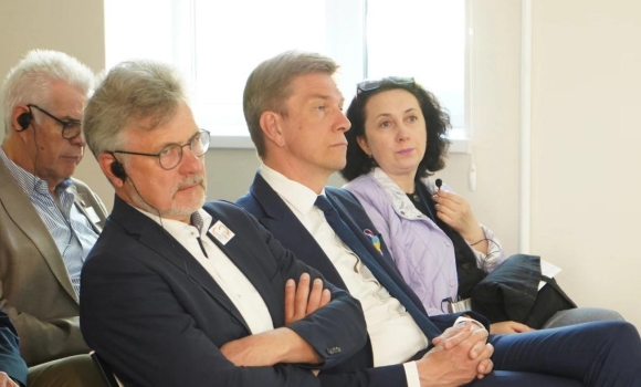 Делегації з Німеччини та Франції відвідали вінницький ветеранський простір «Побратим» Делегації з Німеччини та Франції відвідали вінницький ветеранський простір «Побратим»