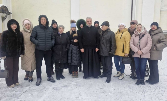 Для родин захисників влаштували екскурсію кафедральним собором у Вінниці Для родин захисників влаштували екскурсію кафедральним собором у Вінниці