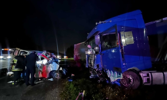 ДТП з шістьма загиблими на Вінниччині: водія вантажівки засудили до 10 років за ґратами ДТП з шістьма загиблими на Вінниччині: водія вантажівки засудили до 10 років за ґратами