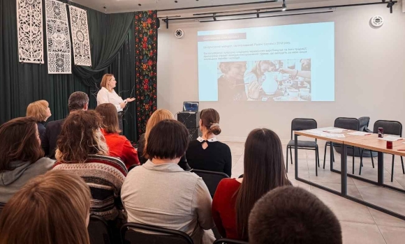 Гончарне відродження у Вінниці презентували «Шлях Подільської кераміки» Гончарне відродження у Вінниці презентували «Шлях Подільської кераміки»