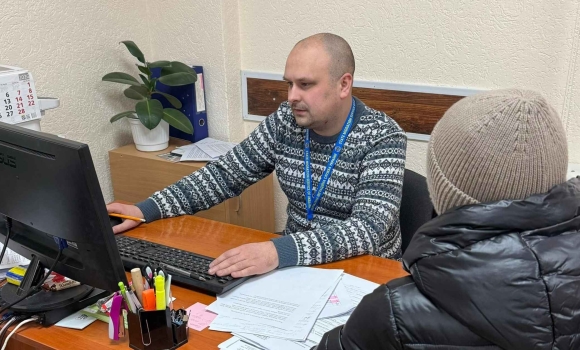 Китаянка звернулась до вінницьких “міграційників”, бо хоче повернутись на батьківщину Китаянка звернулась до вінницьких “міграційників”, бо хоче повернутись на батьківщину