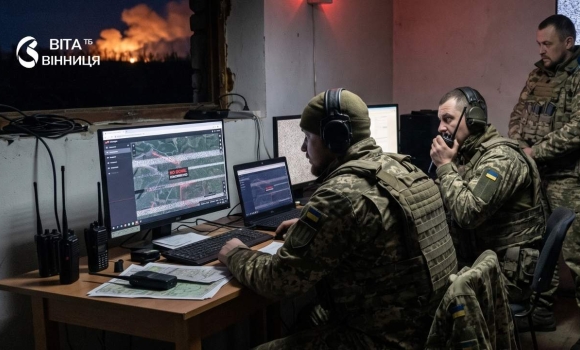 Майже 600 дронів за ніч і вибухи на Вінниччині військові закликають не панікувати через розвіддані США Майже 600 дронів за ніч і вибухи на Вінниччині військові закликають не панікувати через розвіддані США