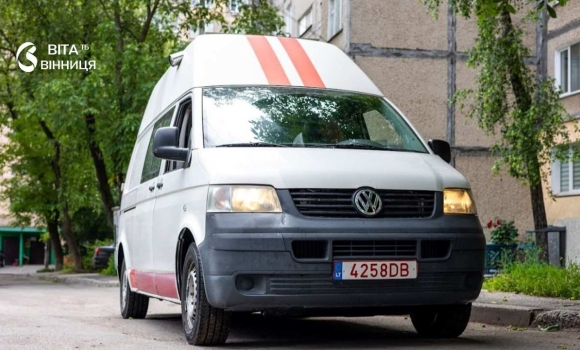 Місто-побратим із Литви передало Вінниці машину для ліфтових аварійних бригад Місто-побратим із Литви передало Вінниці машину для ліфтових аварійних бригад