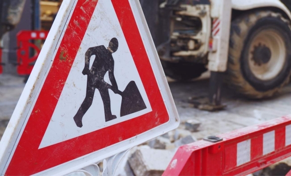 На одній з центральних вулиць Вінниці на цілий рік обмежать рух транспорту На одній з центральних вулиць Вінниці на цілий рік обмежать рух транспорту