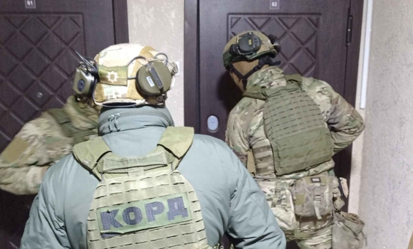 На Вінниччині правоохоронці ліквідували дві наркомережі та підпільну лабораторію На Вінниччині правоохоронці ліквідували дві наркомережі та підпільну лабораторію