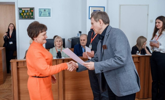 Напередодні професійного дня у Вінниці відзначили працівників житлово-комунального господарства Напередодні професійного дня у Вінниці відзначили працівників житлово-комунального господарства