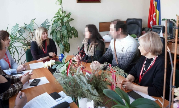 Нова прийомна родина у Вінниці подружжя взяло на виховання 7-річного хлопчика Нова прийомна родина у Вінниці подружжя взяло на виховання 7-річного хлопчика