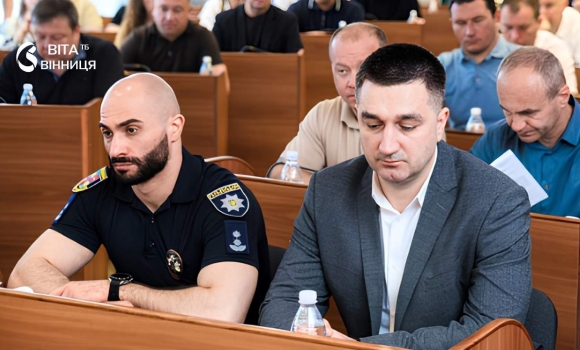 Нові сервери, нові камери Вінниця інвестує у відеоспостереження для боротьби з диверсантами і злочинцями Нові сервери, нові камери Вінниця інвестує у відеоспостереження для боротьби з диверсантами і злочинцями