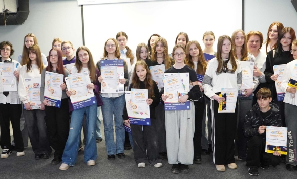 Переможців конкурсу дитячого мистецтва відзначили у Вінниці Переможців конкурсу дитячого мистецтва відзначили у Вінниці