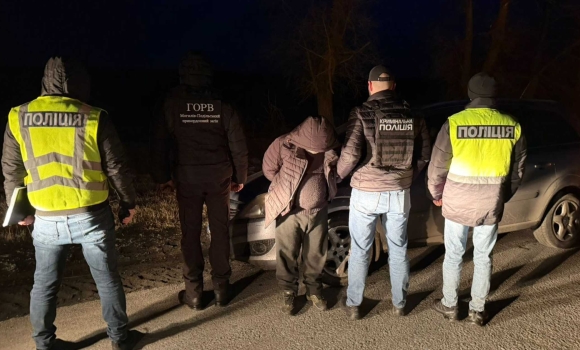 Переправляли чоловіків через кордон на Вінниччині викрили дві незаконні схеми Переправляли чоловіків через кордон на Вінниччині викрили дві незаконні схеми