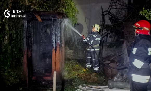 У трьох громадах Вінниччини сталися пожежі господарських споруд У трьох громадах Вінниччини сталися пожежі господарських споруд