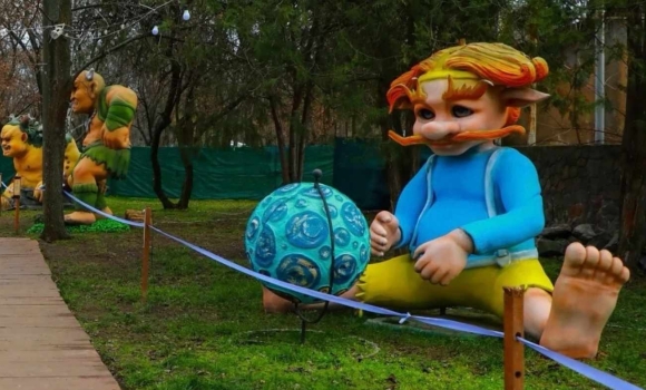 У центральному вінницькому парку оселяться казкові велетні з “Парку легенд” У центральному вінницькому парку оселяться казкові велетні з “Парку легенд”