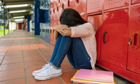 У Вінниці 13-річна школярка постраждала від рук однолітків, поліція почала розслідування У Вінниці 13-річна школярка постраждала від рук однолітків, поліція почала розслідування