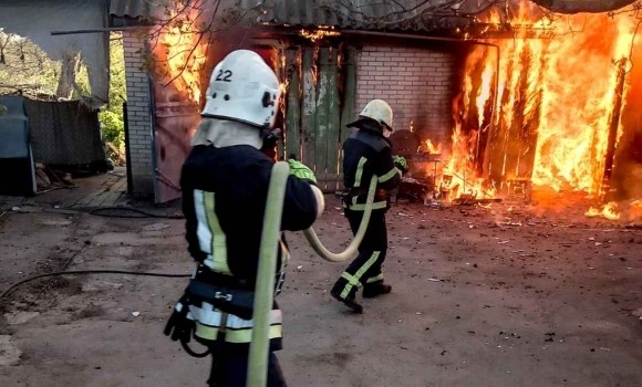 У Вінниці через електровелосипед ледь не згоріла господарча споруда У Вінниці через електровелосипед ледь не згоріла господарча споруда