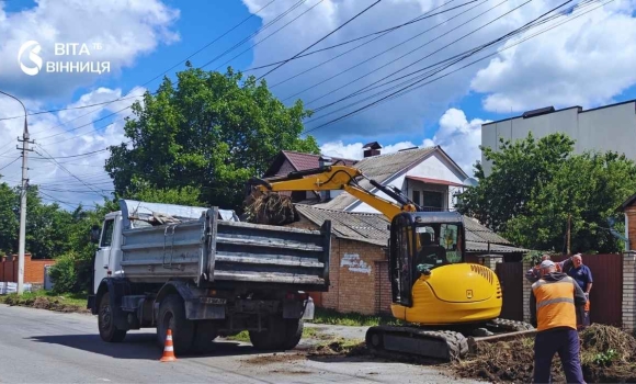 У Вінниці продовжують розвивати безбар'єрні маршрути — на черзі вулиця Д. Галицького У Вінниці продовжують розвивати безбар'єрні маршрути — на черзі вулиця Д. Галицького