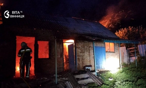 У Вінниці власники самі загасили пожежу газового котла до приїзду рятувальників У Вінниці власники самі загасили пожежу газового котла до приїзду рятувальників