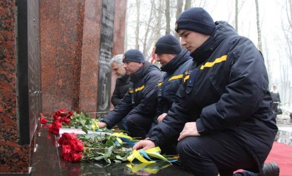 У Вінниці вшанували пам’ять учасників бойових дій на території інших держав У Вінниці вшанували пам’ять учасників бойових дій на території інших держав