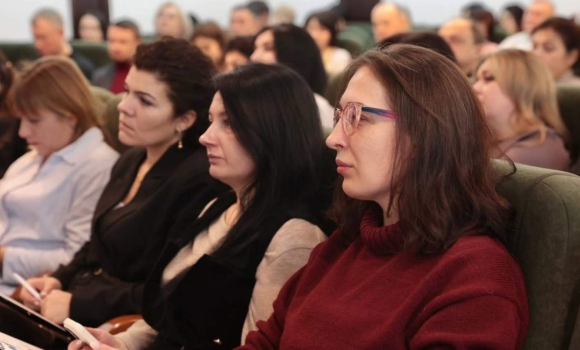 У Вінниці з підприємцями зустрілись голови Державної податкової служби й Центру зайнятості У Вінниці з підприємцями зустрілись голови Державної податкової служби й Центру зайнятості