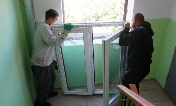 У Вінниці замінили вікна в багатоповерхівках на Академіка Ющенка та проспекті Юності У Вінниці замінили вікна в багатоповерхівках на Академіка Ющенка та проспекті Юності