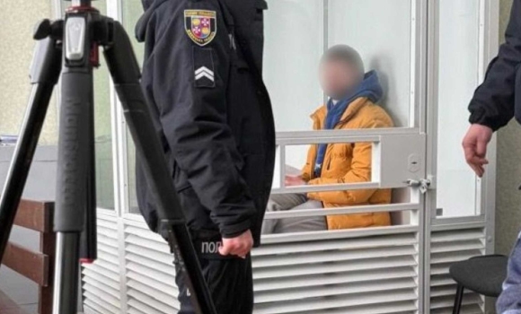 У Вінницькому районі судитимуть ще одного фігуранта у справі про оформлення фіктивної інвалідності У Вінницькому районі судитимуть ще одного фігуранта у справі про оформлення фіктивної інвалідності