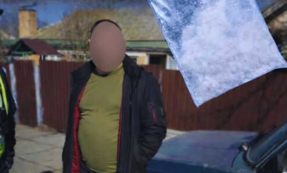 У Вінницьких Хуторах зупинили водія “під кайфом” і з пакетиком наркотиків У Вінницьких Хуторах зупинили водія “під кайфом” і з пакетиком наркотиків