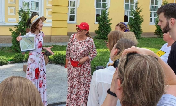 Від «Гуся-обнімуся» до подільських томатів вінничанам презентували 13 пригод на травень Від «Гуся-обнімуся» до подільських томатів вінничанам презентували 13 пригод на травень