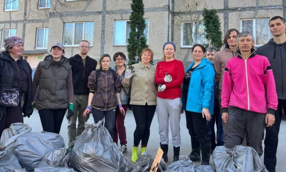 Вінничани зібрали 50 мішків сміття під час прибирання на річці Скельній Вінничани зібрали 50 мішків сміття під час прибирання на річці Скельній