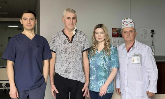 Вінницькі лікарі успішно виконали складну операцію на сонній артерії Вінницькі лікарі успішно виконали складну операцію на сонній артерії