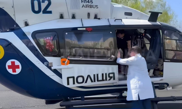 Вінниця — Київ поліція забезпечила «зелений коридор» для донорського серця. Вінниця — Київ поліція забезпечила «зелений коридор» для донорського серця.