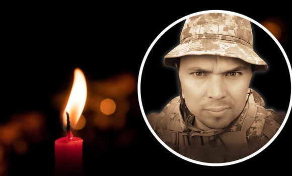 Вінниця прощається з 35-річним стрільцем-снайпером з десантно-штурмової бригади Вінниця прощається з 35-річним стрільцем-снайпером з десантно-штурмової бригади