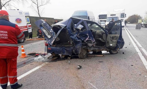 Внаслідок ДТП поблизу Калинівки травмувалися троє людей Внаслідок ДТП поблизу Калинівки травмувалися троє людей