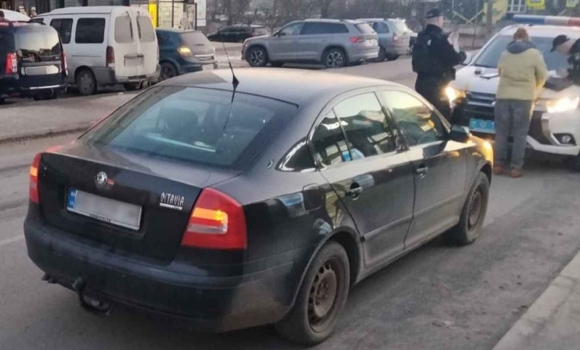 Водійка збила чоловіка на пішохідному переході у Жмеринському районі Водійка збила чоловіка на пішохідному переході у Жмеринському районі