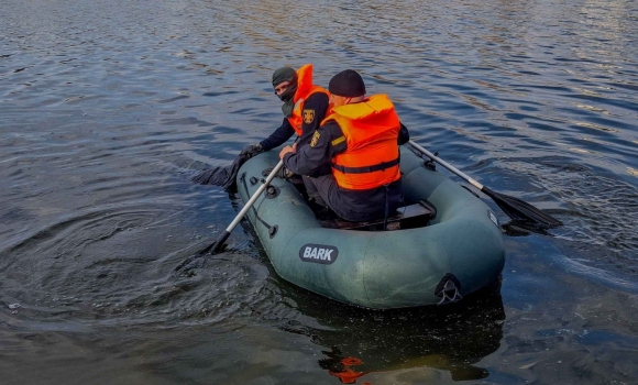 За півтора метра від берега з Південного Бугу дістали потопельника За півтора метра від берега з Південного Бугу дістали потопельника